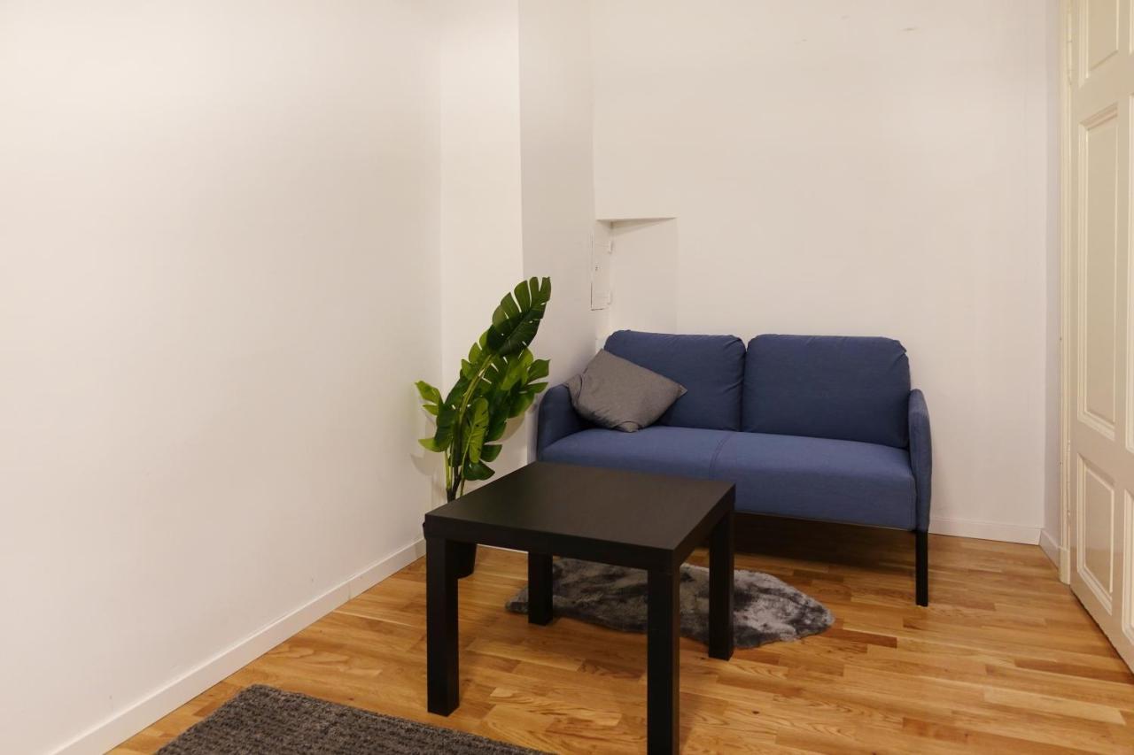 Comfortable Apartment In Central Вена Экстерьер фото